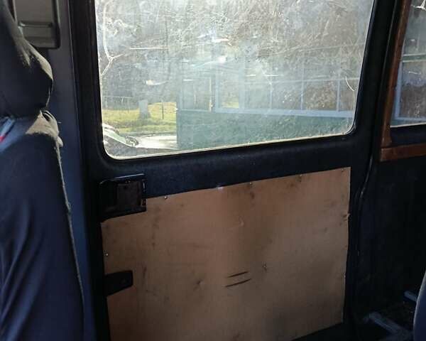 Червоний Мерседес Sprinter, об'ємом двигуна 3 л та пробігом 594 тис. км за 6000 $, фото 20 на Automoto.ua