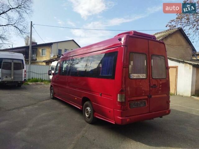 Красный Мерседес Sprinter, объемом двигателя 2.9 л и пробегом 400 тыс. км за 8500 $, фото 5 на Automoto.ua