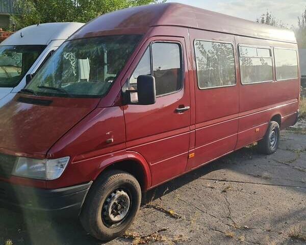 Червоний Мерседес Sprinter, об'ємом двигуна 2.87 л та пробігом 500 тис. км за 6299 $, фото 1 на Automoto.ua