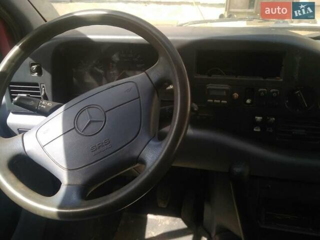 Красный Мерседес Sprinter, объемом двигателя 2.9 л и пробегом 480 тыс. км за 8500 $, фото 5 на Automoto.ua