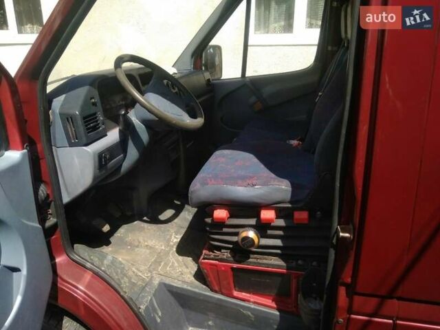 Красный Мерседес Sprinter, объемом двигателя 2.9 л и пробегом 480 тыс. км за 8500 $, фото 4 на Automoto.ua