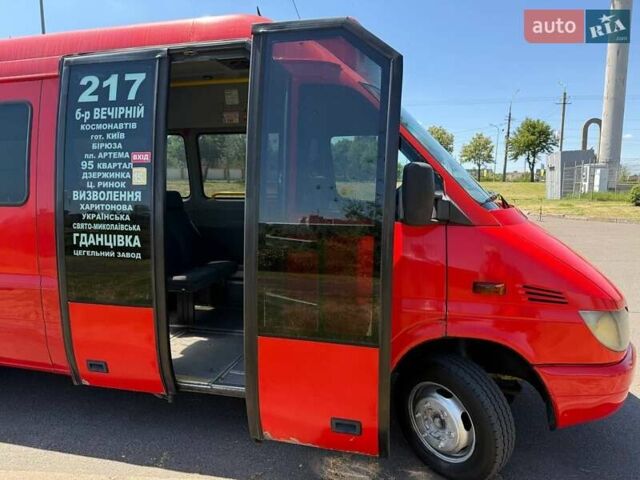Червоний Мерседес Sprinter, об'ємом двигуна 2.2 л та пробігом 716 тис. км за 8000 $, фото 2 на Automoto.ua