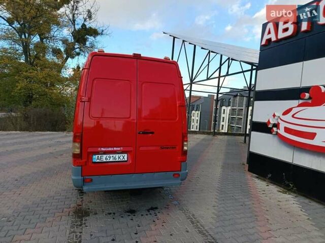 Червоний Мерседес Sprinter, об'ємом двигуна 2.7 л та пробігом 530 тис. км за 9700 $, фото 5 на Automoto.ua