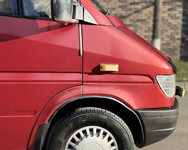 Красный Мерседес Sprinter, объемом двигателя 2.87 л и пробегом 350 тыс. км за 7000 $, фото 8 на Automoto.ua