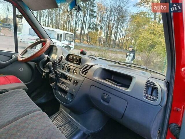Червоний Мерседес Sprinter, об'ємом двигуна 2.7 л та пробігом 530 тис. км за 9700 $, фото 6 на Automoto.ua
