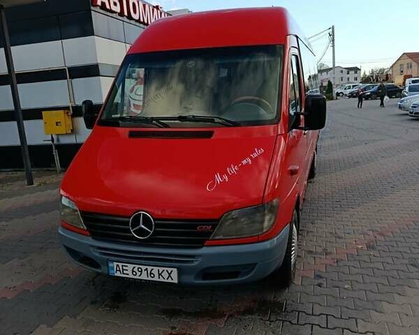 Червоний Мерседес Sprinter, об'ємом двигуна 2.7 л та пробігом 530 тис. км за 9700 $, фото 1 на Automoto.ua