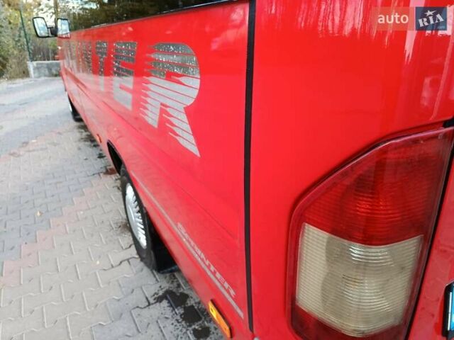 Червоний Мерседес Sprinter, об'ємом двигуна 2.7 л та пробігом 530 тис. км за 9700 $, фото 4 на Automoto.ua