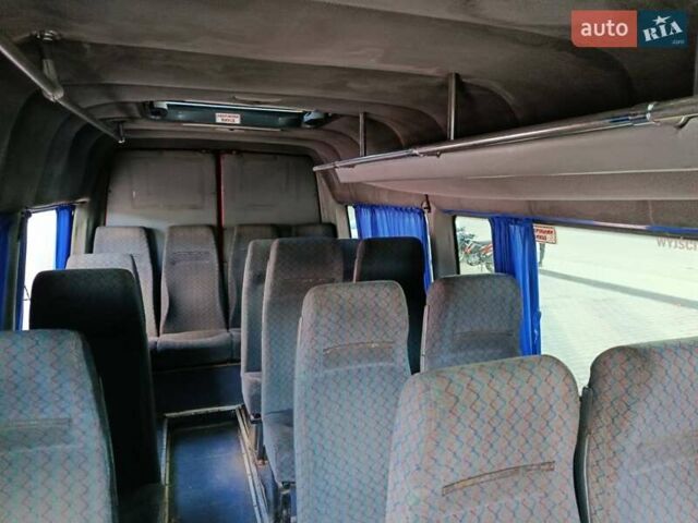 Червоний Мерседес Sprinter, об'ємом двигуна 2.7 л та пробігом 530 тис. км за 9700 $, фото 7 на Automoto.ua