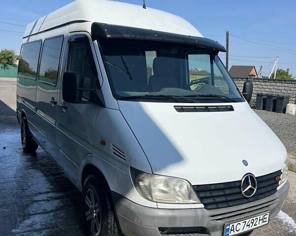 Червоний Мерседес Sprinter, об'ємом двигуна 2.15 л та пробігом 1 тис. км за 9000 $, фото 8 на Automoto.ua