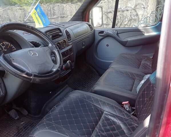 Мерседес Sprinter 2001 в Здолбунове на Automoto.ua Красный Мерседес Sprinter, объемом двигателя 2.7 л и пробегом 600 тыс. км за 4800 $, фото 2 на Automoto.ua