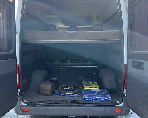 Красный Мерседес Sprinter, объемом двигателя 2.15 л и пробегом 1 тыс. км за 9000 $, фото 11 на Automoto.ua