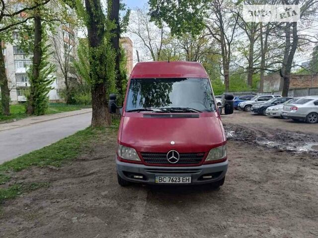 Красный Мерседес Sprinter, объемом двигателя 0 л и пробегом 533 тыс. км за 7500 $, фото 2 на Automoto.ua