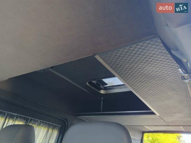 Червоний Мерседес Sprinter, об'ємом двигуна 2.15 л та пробігом 650 тис. км за 9500 $, фото 10 на Automoto.ua