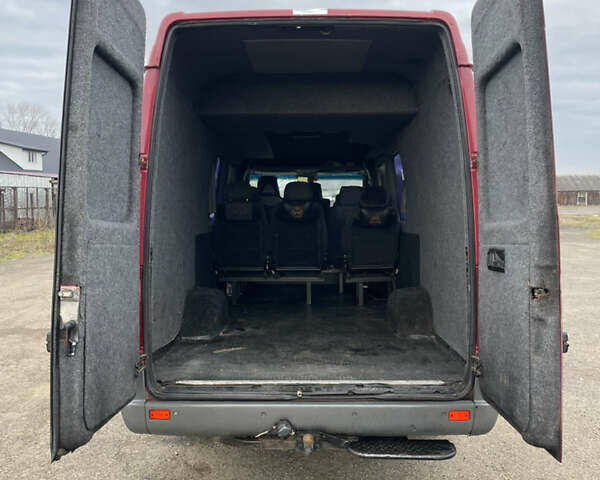Червоний Мерседес Sprinter, об'ємом двигуна 2.69 л та пробігом 213 тис. км за 9300 $, фото 18 на Automoto.ua