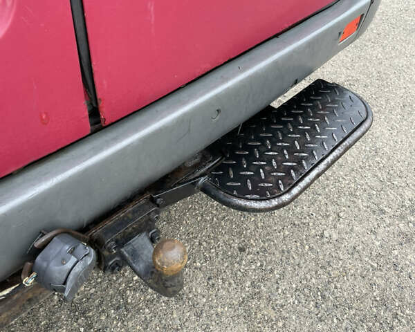 Червоний Мерседес Sprinter, об'ємом двигуна 2.69 л та пробігом 213 тис. км за 9300 $, фото 19 на Automoto.ua