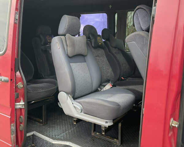 Червоний Мерседес Sprinter, об'ємом двигуна 2.69 л та пробігом 213 тис. км за 9300 $, фото 9 на Automoto.ua