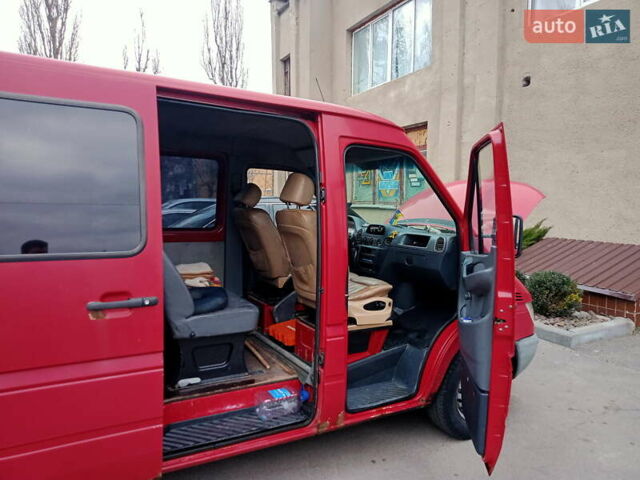 Красный Мерседес Sprinter, объемом двигателя 2.2 л и пробегом 5 тыс. км за 7000 $, фото 8 на Automoto.ua