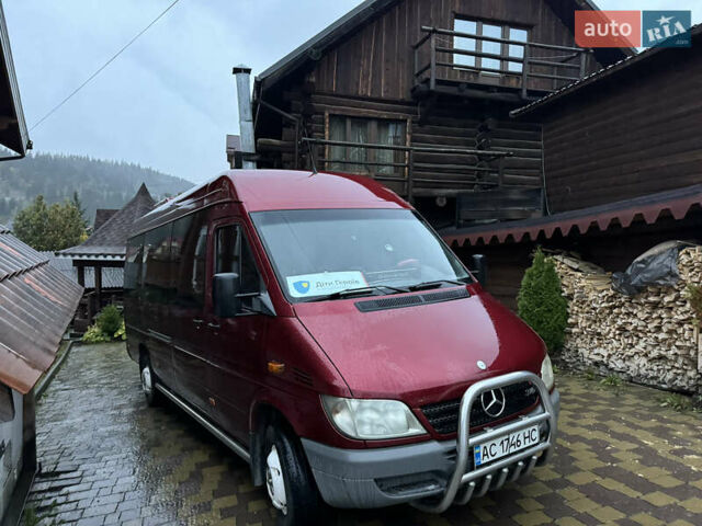 Червоний Мерседес Sprinter, об'ємом двигуна 2.69 л та пробігом 540 тис. км за 13000 $, фото 5 на Automoto.ua