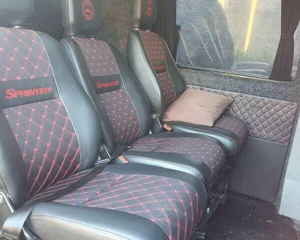 Красный Мерседес Sprinter, объемом двигателя 2.2 л и пробегом 5 тыс. км за 8500 $, фото 3 на Automoto.ua