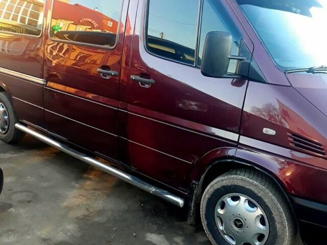 Червоний Мерседес Sprinter, об'ємом двигуна 2.7 л та пробігом 560 тис. км за 11300 $, фото 1 на Automoto.ua