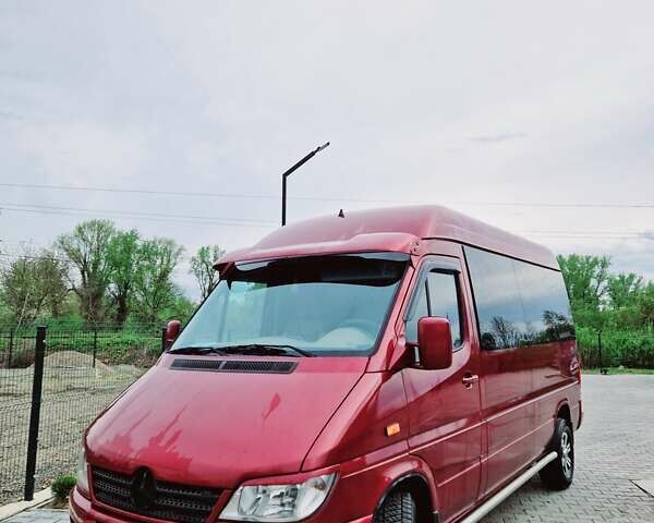 Червоний Мерседес Sprinter, об'ємом двигуна 2.1 л та пробігом 370 тис. км за 10500 $, фото 1 на Automoto.ua