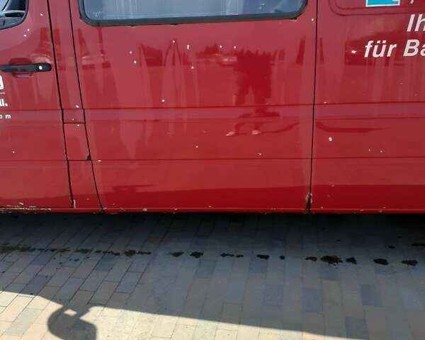 Червоний Мерседес Sprinter, об'ємом двигуна 2.1 л та пробігом 307 тис. км за 7500 $, фото 4 на Automoto.ua