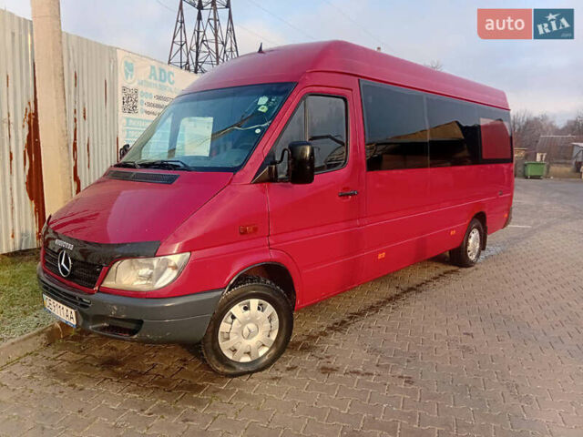 Красный Мерседес Sprinter, объемом двигателя 2.69 л и пробегом 100 тыс. км за 7350 $, фото 3 на Automoto.ua