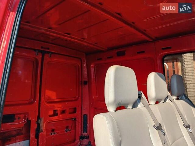 Красный Мерседес Sprinter, объемом двигателя 2.2 л и пробегом 269 тыс. км за 8500 $, фото 8 на Automoto.ua