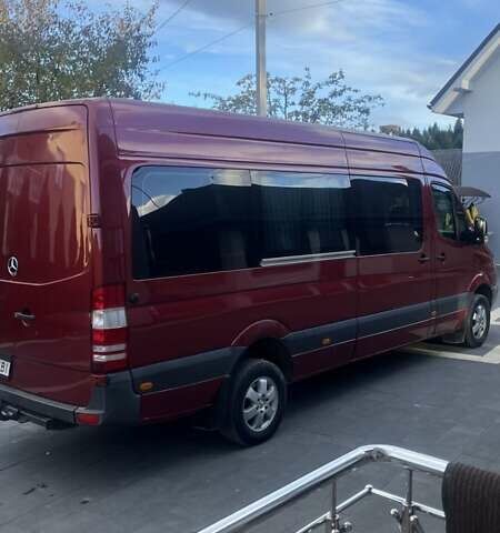 Красный Мерседес Sprinter, объемом двигателя 2.99 л и пробегом 1 тыс. км за 15500 $, фото 4 на Automoto.ua