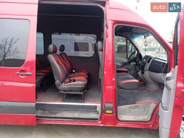 Красный Мерседес Sprinter, объемом двигателя 2.99 л и пробегом 470 тыс. км за 19700 $, фото 6 на Automoto.ua