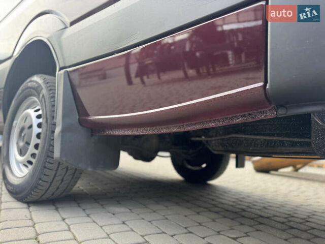Красный Мерседес Sprinter, объемом двигателя 2.15 л и пробегом 500 тыс. км за 14999 $, фото 15 на Automoto.ua