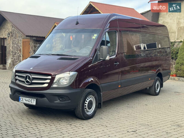 Красный Мерседес Sprinter, объемом двигателя 2.15 л и пробегом 500 тыс. км за 14999 $, фото 1 на Automoto.ua