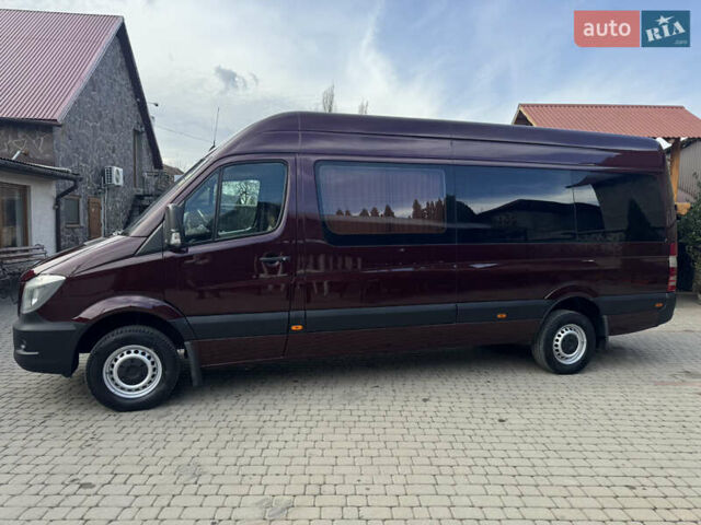 Красный Мерседес Sprinter, объемом двигателя 2.15 л и пробегом 500 тыс. км за 14999 $, фото 9 на Automoto.ua
