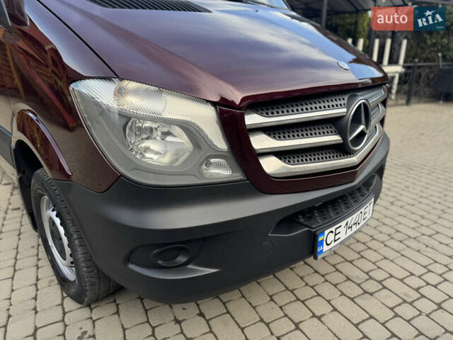 Красный Мерседес Sprinter, объемом двигателя 2.15 л и пробегом 500 тыс. км за 14999 $, фото 5 на Automoto.ua