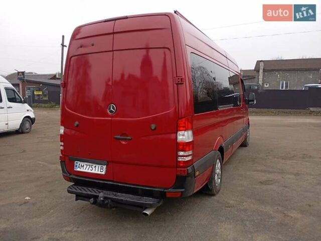 Красный Мерседес Sprinter, объемом двигателя 2.99 л и пробегом 470 тыс. км за 19700 $, фото 9 на Automoto.ua