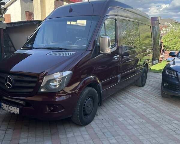 Красный Мерседес Sprinter, объемом двигателя 3 л и пробегом 620 тыс. км за 15000 $, фото 22 на Automoto.ua