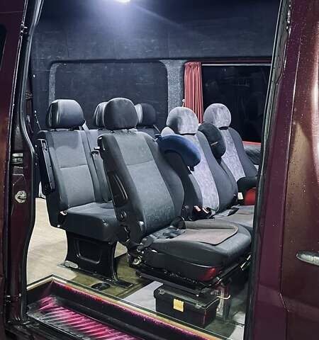 Красный Мерседес Sprinter, объемом двигателя 3 л и пробегом 620 тыс. км за 15000 $, фото 16 на Automoto.ua