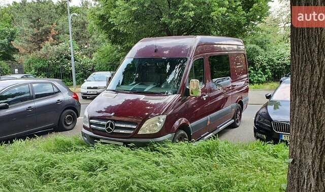 Красный Мерседес Sprinter, объемом двигателя 3 л и пробегом 620 тыс. км за 15000 $, фото 25 на Automoto.ua