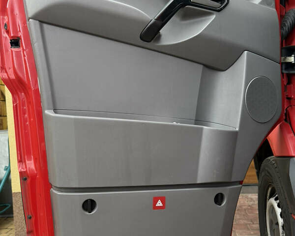 Червоний Мерседес Sprinter, об'ємом двигуна 2.2 л та пробігом 500 тис. км за 23000 $, фото 26 на Automoto.ua