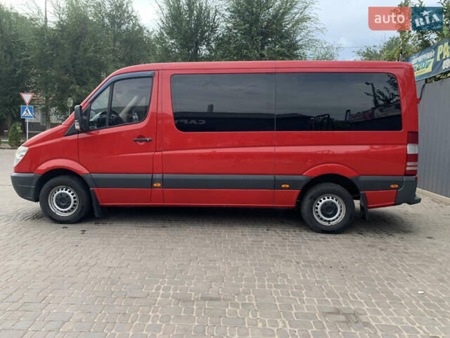 Красный Мерседес Sprinter, объемом двигателя 3 л и пробегом 450 тыс. км за 20500 $, фото 1 на Automoto.ua