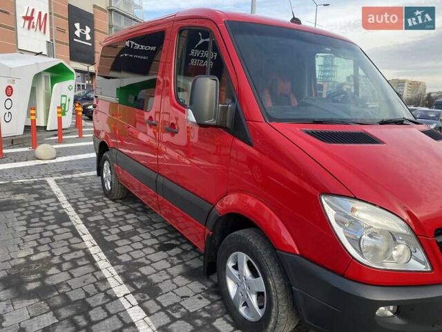 Красный Мерседес Sprinter, объемом двигателя 2.14 л и пробегом 315 тыс. км за 14999 $, фото 11 на Automoto.ua
