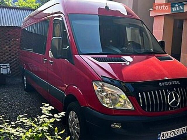 Червоний Мерседес Sprinter, об'ємом двигуна 2.1 л та пробігом 160 тис. км за 18000 $, фото 1 на Automoto.ua