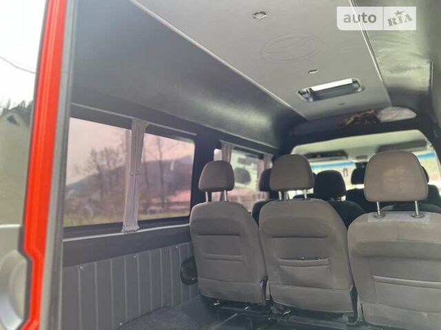 Червоний Мерседес Sprinter, об'ємом двигуна 2.1 л та пробігом 348 тис. км за 17500 $, фото 19 на Automoto.ua