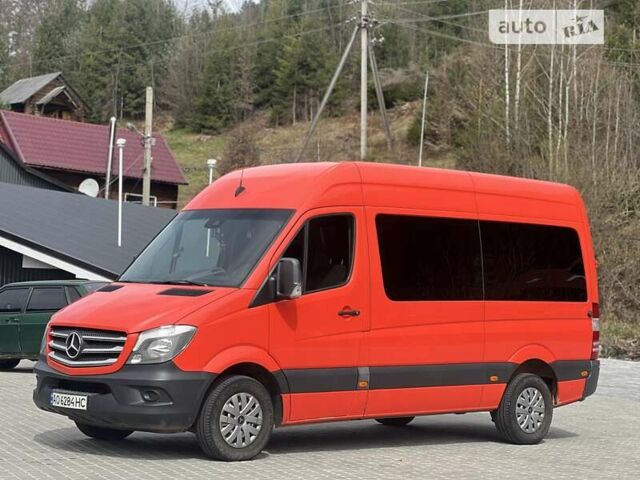 Червоний Мерседес Sprinter, об'ємом двигуна 2.1 л та пробігом 348 тис. км за 17500 $, фото 1 на Automoto.ua