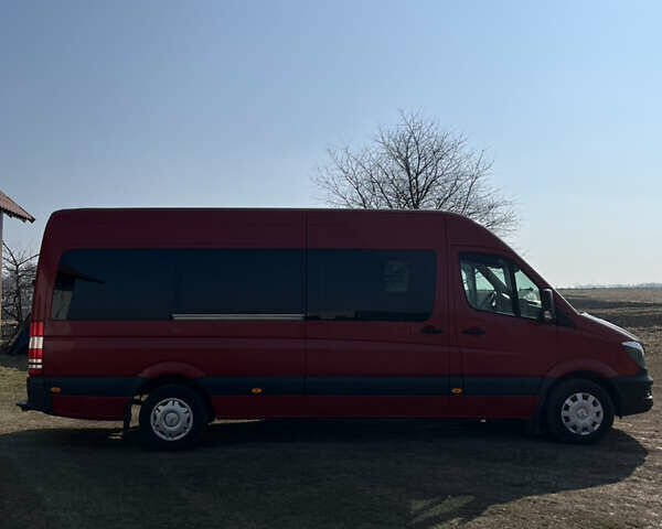 Красный Мерседес Sprinter, объемом двигателя 3 л и пробегом 515 тыс. км за 29990 $, фото 33 на Automoto.ua
