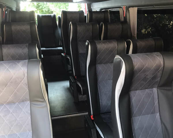 Красный Мерседес Sprinter, объемом двигателя 2.14 л и пробегом 210 тыс. км за 45000 $, фото 22 на Automoto.ua