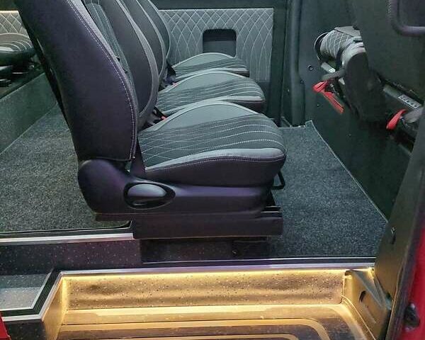 Красный Мерседес Sprinter, объемом двигателя 2.14 л и пробегом 255 тыс. км за 40000 $, фото 15 на Automoto.ua