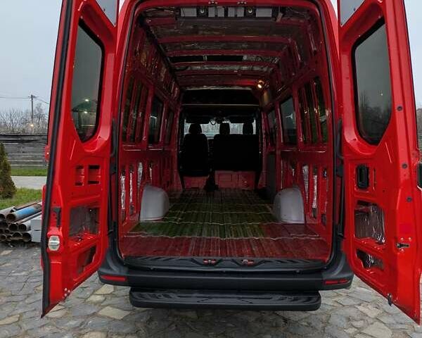 Красный Мерседес Sprinter, объемом двигателя 2.99 л и пробегом 340 тыс. км за 45500 $, фото 31 на Automoto.ua