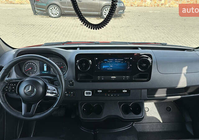 Красный Мерседес Sprinter, объемом двигателя 0 л и пробегом 344 тыс. км за 44000 $, фото 5 на Automoto.ua