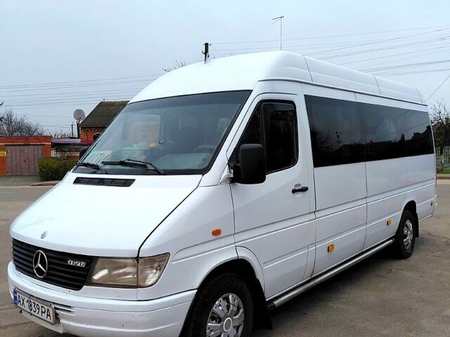 Мерседес Sprinter, объемом двигателя 2.9 л и пробегом 300 тыс. км за 8000 $, фото 1 на Automoto.ua